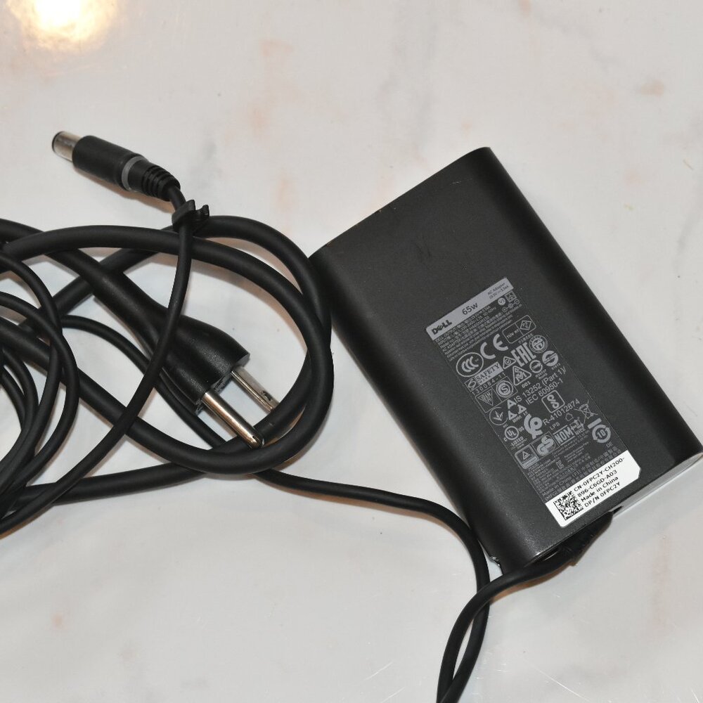 DELL Laptop Charger 65W